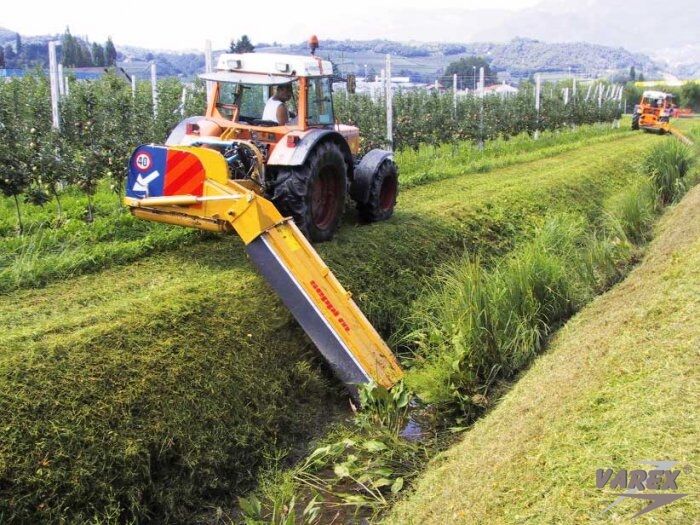 MULCHING MOVER SEPPI M OFFSETTING MULCHERS