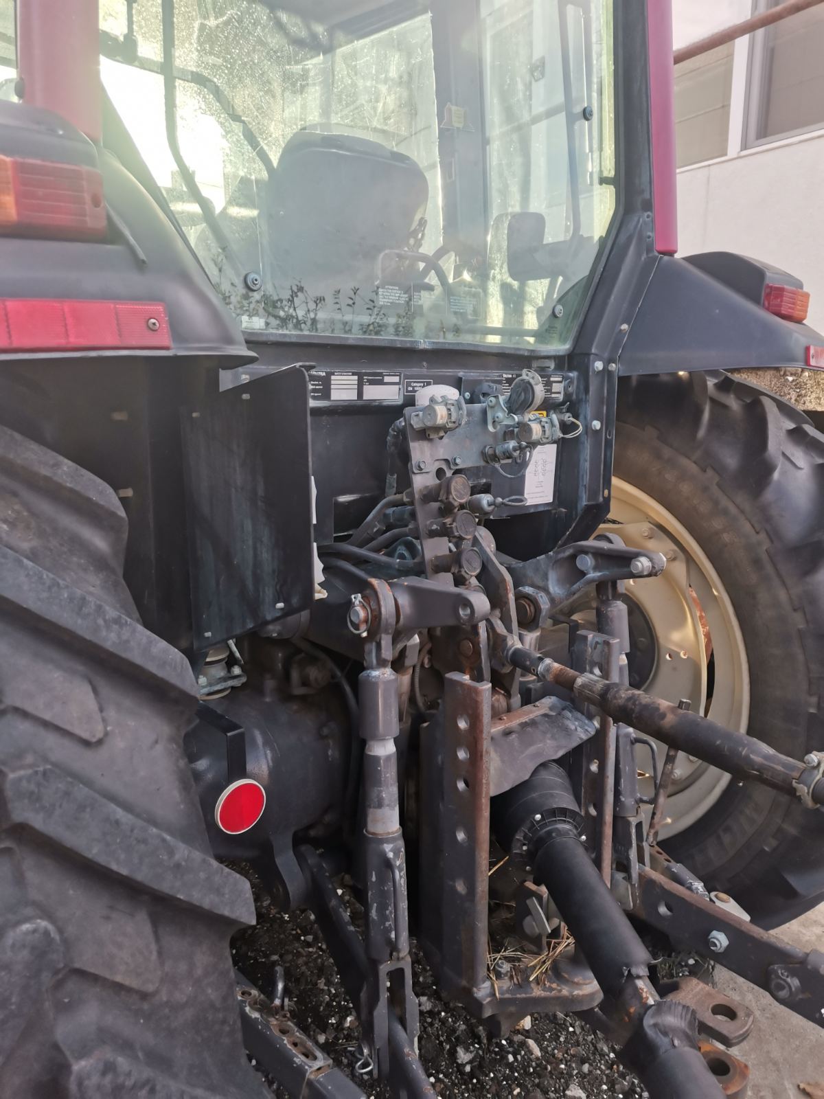 Used Tractor VALTRA A93 - Image 7