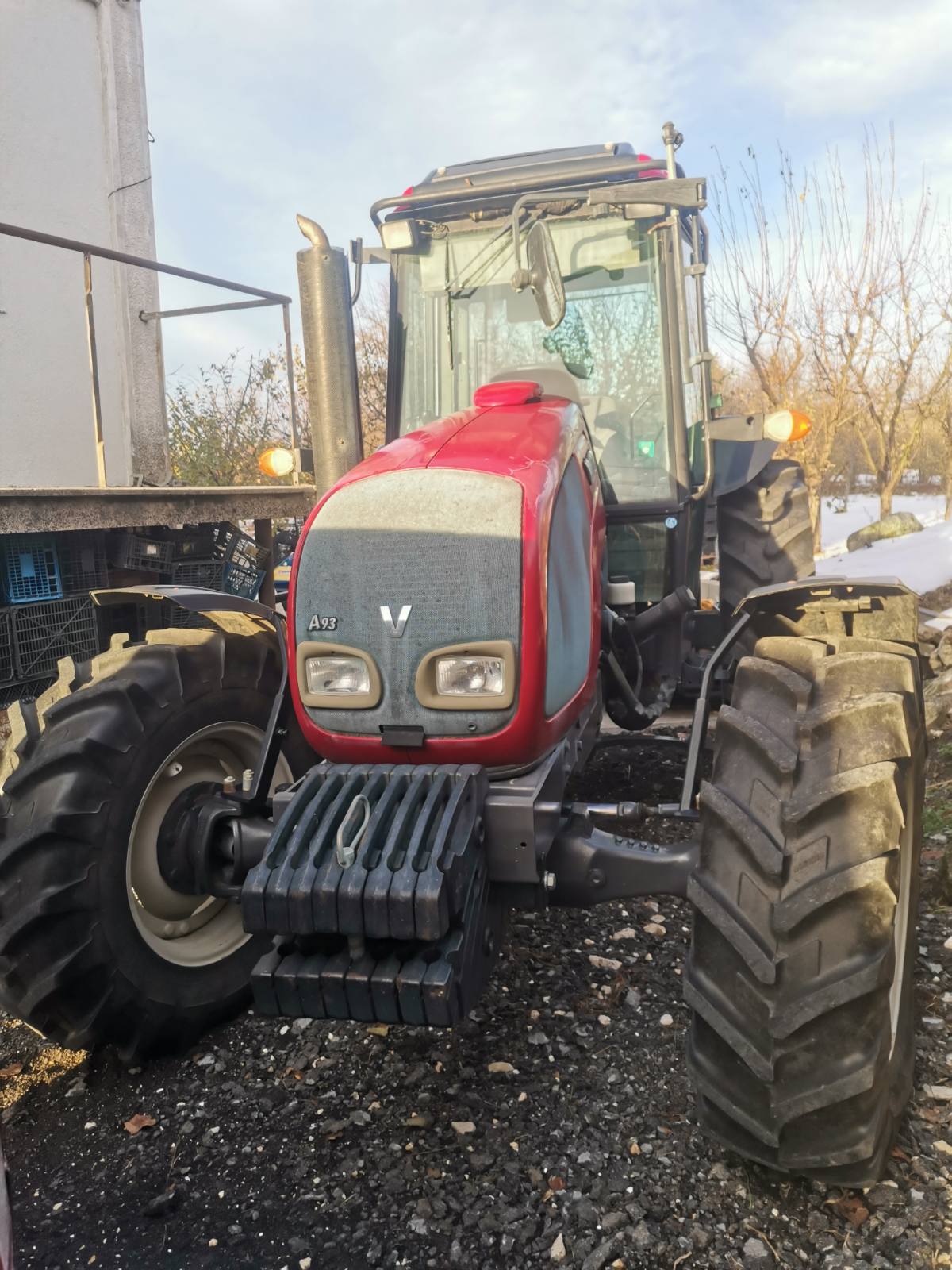 Used Tractor VALTRA A93 - Image 8