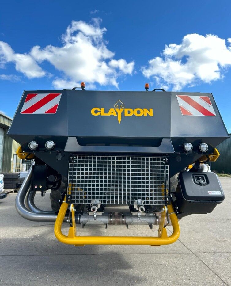 ПРЕДЕН ХИДРАВЛИЧЕН БУНКЕР CLAYDON