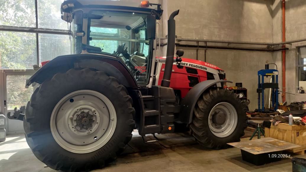 USED TRACTOR MASSEY FERGUSON MF8S.245 Dyna-7 EXCLUSIVE
