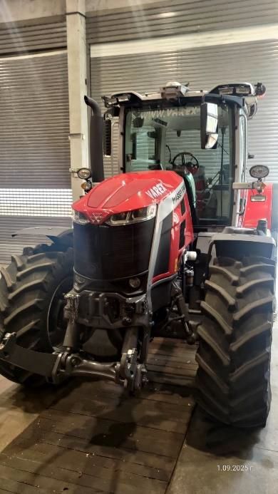 USED TRACTOR MASSEY FERGUSON MF8S.245 Dyna-7 EXCLUSIVE - Image 3