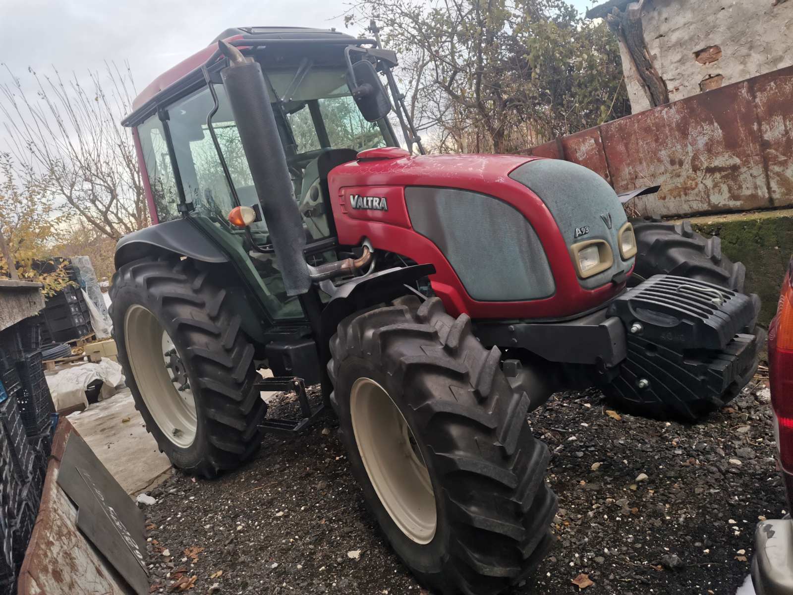 Used Tractor VALTRA A93