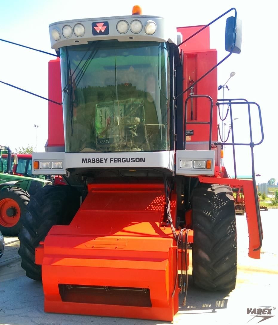 УПОТРЕБЯВАН КОМБАЙН MASSEY FERGUSON MF7256 - Image 2